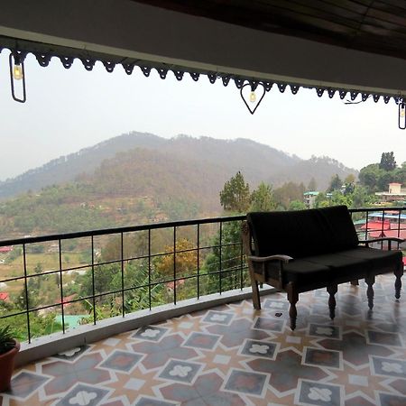 Hotel Haya Palace Nainital Exteriör bild