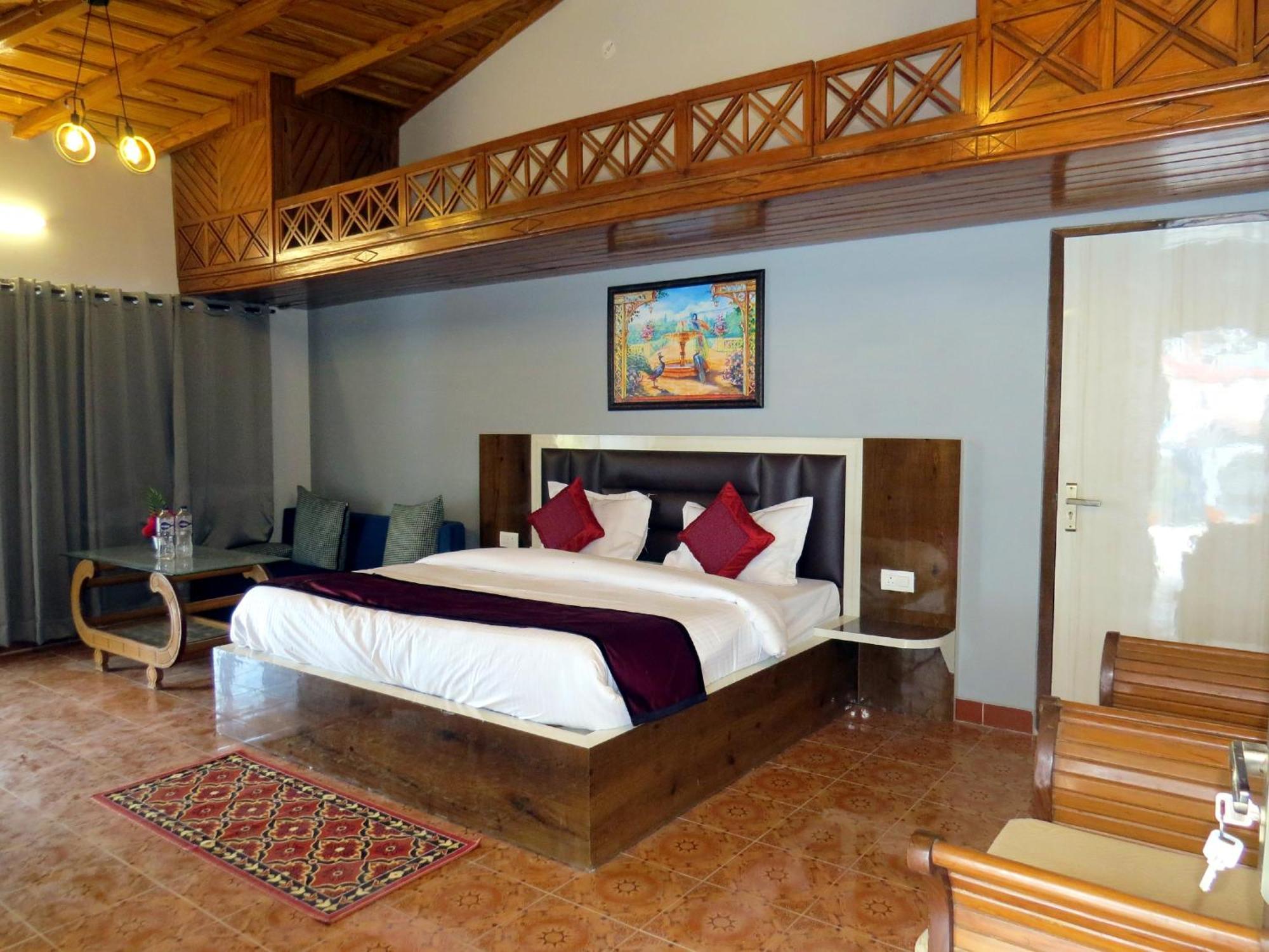 Hotel Haya Palace Nainital Exteriör bild