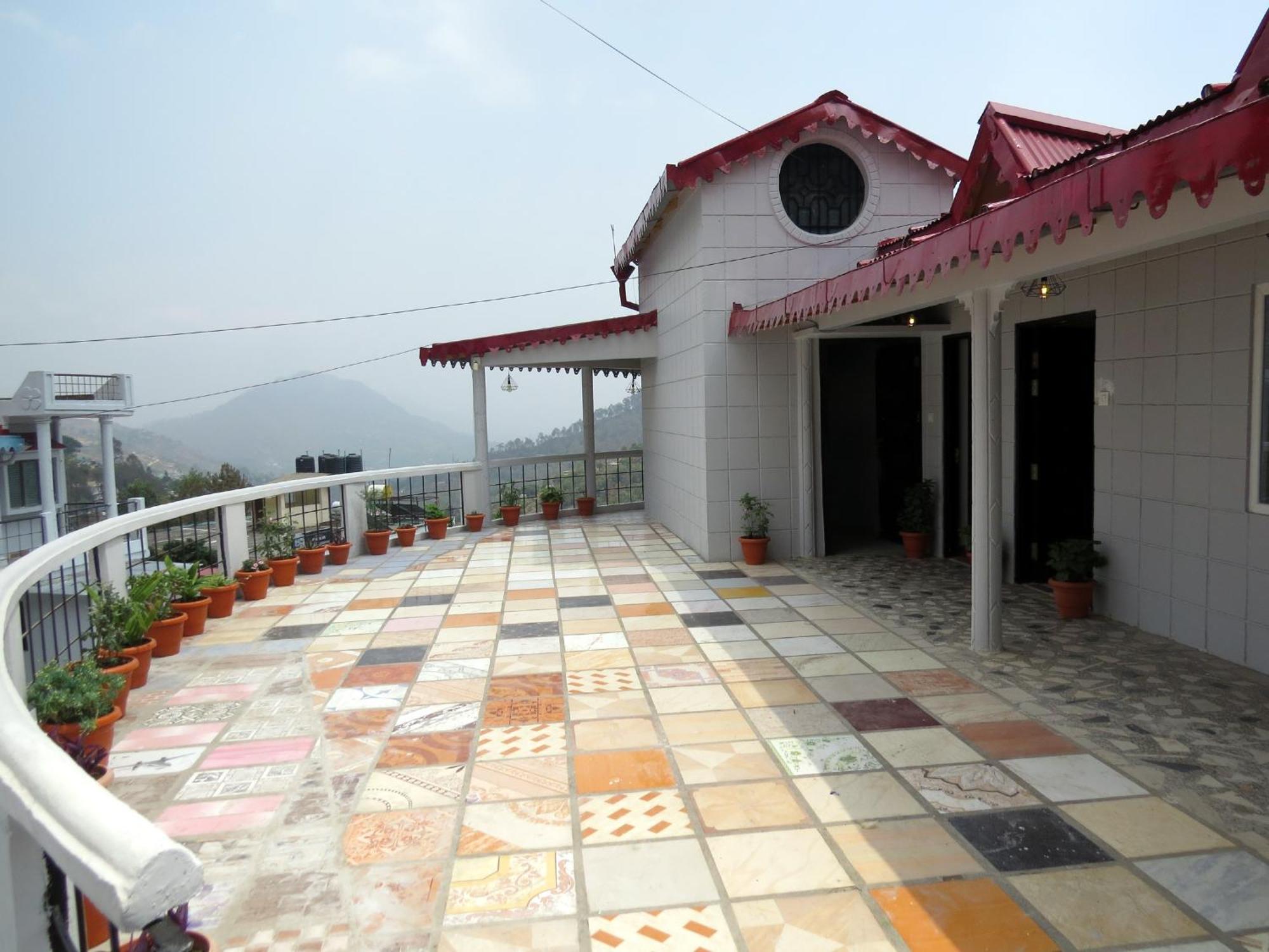 Hotel Haya Palace Nainital Exteriör bild